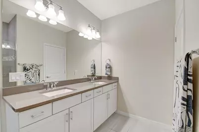2138 S Appleton Cir Circle S, Oakland Park, FL 33309 - Photo 8