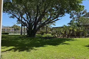 5174 NE 6th Ave, Oakland Park, FL 33334 - Photo 10