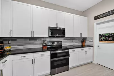 6941 Bruce Court, Lake Worth, FL 33463 - Photo 4