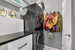 6941 Bruce Ct, Lake Worth, FL 33463 - Photo 12