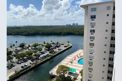 400 Kings Point Drive #1423, Sunny Isles Beach, FL 33160 - Photo 6