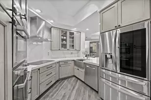 801 S Olive Ave, West Palm Beach, FL 33401 - Photo 6