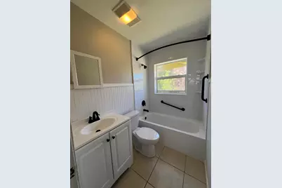 708 Avenue I #A, Fort Pierce, FL 34950 - Photo 8