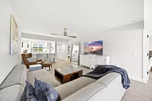 6061 Balboa Cir, Boca Raton, FL 33433 - Photo 16