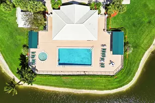 6061 Balboa Cir, Boca Raton, FL 33433 - Photo 4