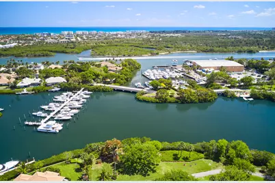 17085 Bay Street, Jupiter, FL 33477 - Photo 42