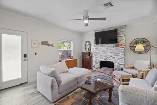 301 Hawthorne Dr, Lake Park, FL 33403 - Photo 32