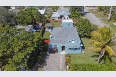 301 Hawthorne Drive, Lake Park, FL 33403 - Photo 6