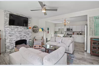 301 Hawthorne Drive, Lake Park, FL 33403 - Photo 10