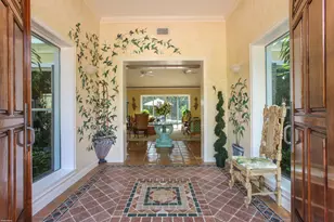 123 Gomez Rd, Jupiter Island, FL 33455 - Photo 2