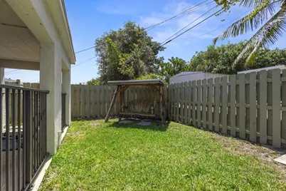 944 Hansen Street, West Palm Beach, FL 33405 - Photo 34