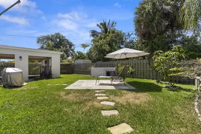 944 Hansen Street, West Palm Beach, FL 33405 - Photo 30