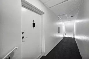 6279 Bay Club Dr, Fort Lauderdale, FL 33308 - Photo 36