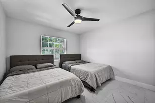 6279 Bay Club Dr, Fort Lauderdale, FL 33308 - Photo 16