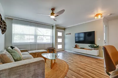 3546 Betty Ann Court E, Palm Beach Gardens, FL 33403 - Photo 8