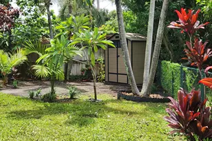 3546 Betty Ann Ct E, West Palm Beach, FL 33403 - Photo 20