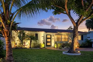 3546 Betty Ann Ct E, West Palm Beach, FL 33403 - Photo 2