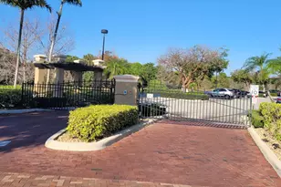 4907 Midtown Ln, Palm Beach Gardens, FL 33418 - Photo 4