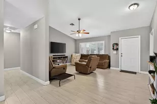 7521 SW 6th Ct, North Lauderdale, FL 33068 - Photo 4