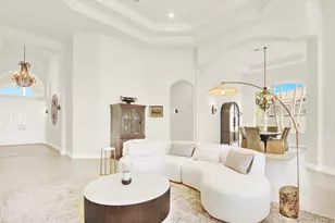 528 Les Jardin Dr, Palm Beach Gardens, FL 33410 - Photo 8