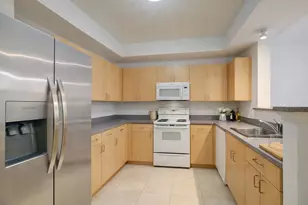 533 NE 3rd Ave, Fort Lauderdale, FL 33301 - Photo 16