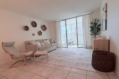 2650 NW 49th Avenue #327, Lauderdale Lakes, FL 33313 - Photo 8