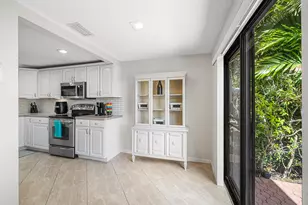 6595 Parkview Dr, Boca Raton, FL 33433 - Photo 18