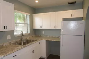 135 Lake Carol Dr E, West Palm Beach, FL 33411 - Photo 8