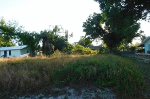 5406 Shannon Dr, Fort Pierce, FL 34951 - Photo 1