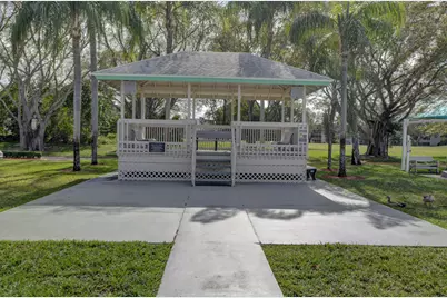281 N Tilford N, Deerfield Beach, FL 33442 - Photo 50