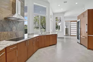 2647 Miller Ct, Weston, FL 33332 - Photo 8