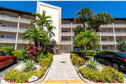 3201 Portofino Point #D3, Coconut Creek, FL 33066 - Photo 2