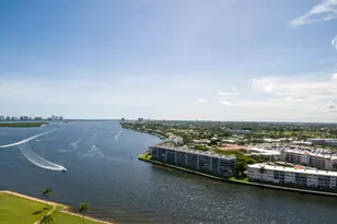 108 Lakeshore Dr, North Palm Beach, FL 33408 - Photo 2