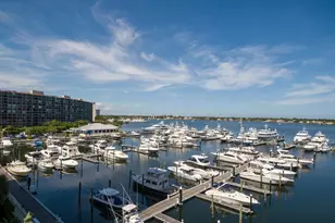 108 Lakeshore Dr, North Palm Beach, FL 33408 - Photo 1