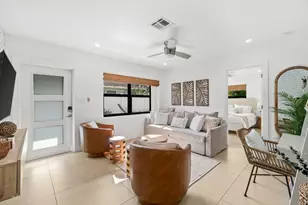 217 NE 11th St, Delray Beach, FL 33444 - Photo 8