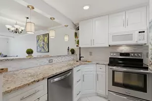 5700 NW 2nd Ave, Boca Raton, FL 33487 - Photo 10