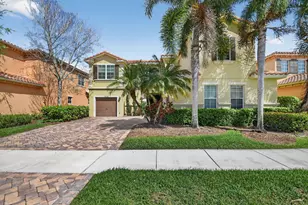 3418 Vanderbilt Dr, Wellington, FL 33414 - Photo 2
