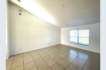 1061 SW Coleman Avenue, Port Saint Lucie, FL 34953 - Photo 4