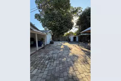 814 Colonial Road, West Palm Beach, FL 33405 - Photo 8