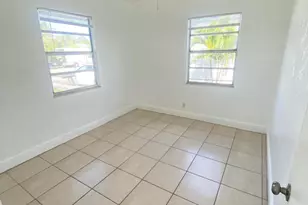 2342 Wilson St, Hollywood, FL 33020 - Photo 8