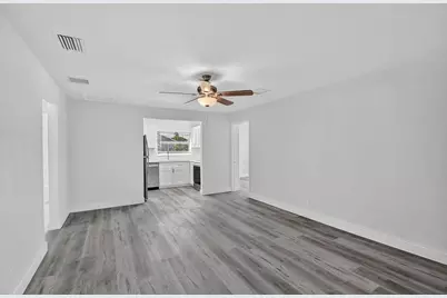 1373 W 30th Street, Riviera Beach, FL 33404 - Photo 8