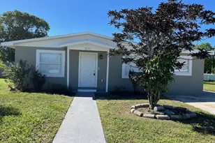 1373 W 30th St, Riviera Beach, FL 33404 - Photo 2