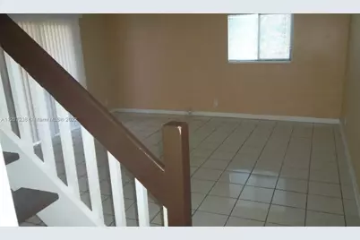 220 San Remo Boulevard, North Lauderdale, FL 33068 - Photo 4