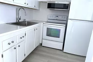 98 E Tilford Pl, Deerfield Beach, FL 33442 - Photo 4