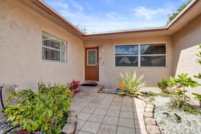 7901 NW 44th Court, Lauderhill, FL 33351 - Photo 8