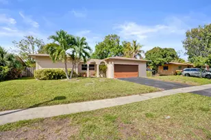 7901 NW 44th Ct, Lauderhill, FL 33351 - Photo 6