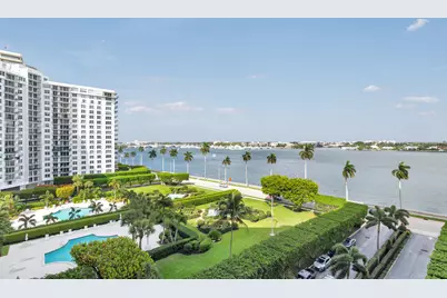 1801 S Flagler Drive #806, West Palm Beach, FL 33401 - Photo 2