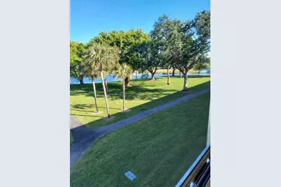 2903 Victoria Circle, Coconut Creek, FL 33066 - Photo 18