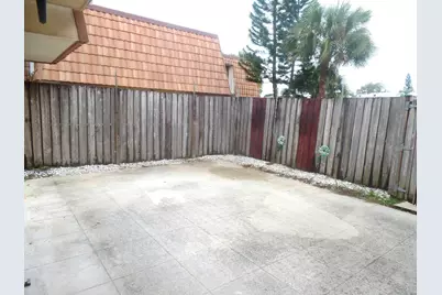 843 Blue Ridge Circle, West Palm Beach, FL 33409 - Photo 4