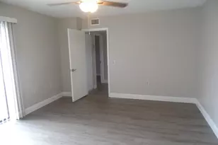 843 Blue Ridge Cir, West Palm Beach, FL 33409 - Photo 12